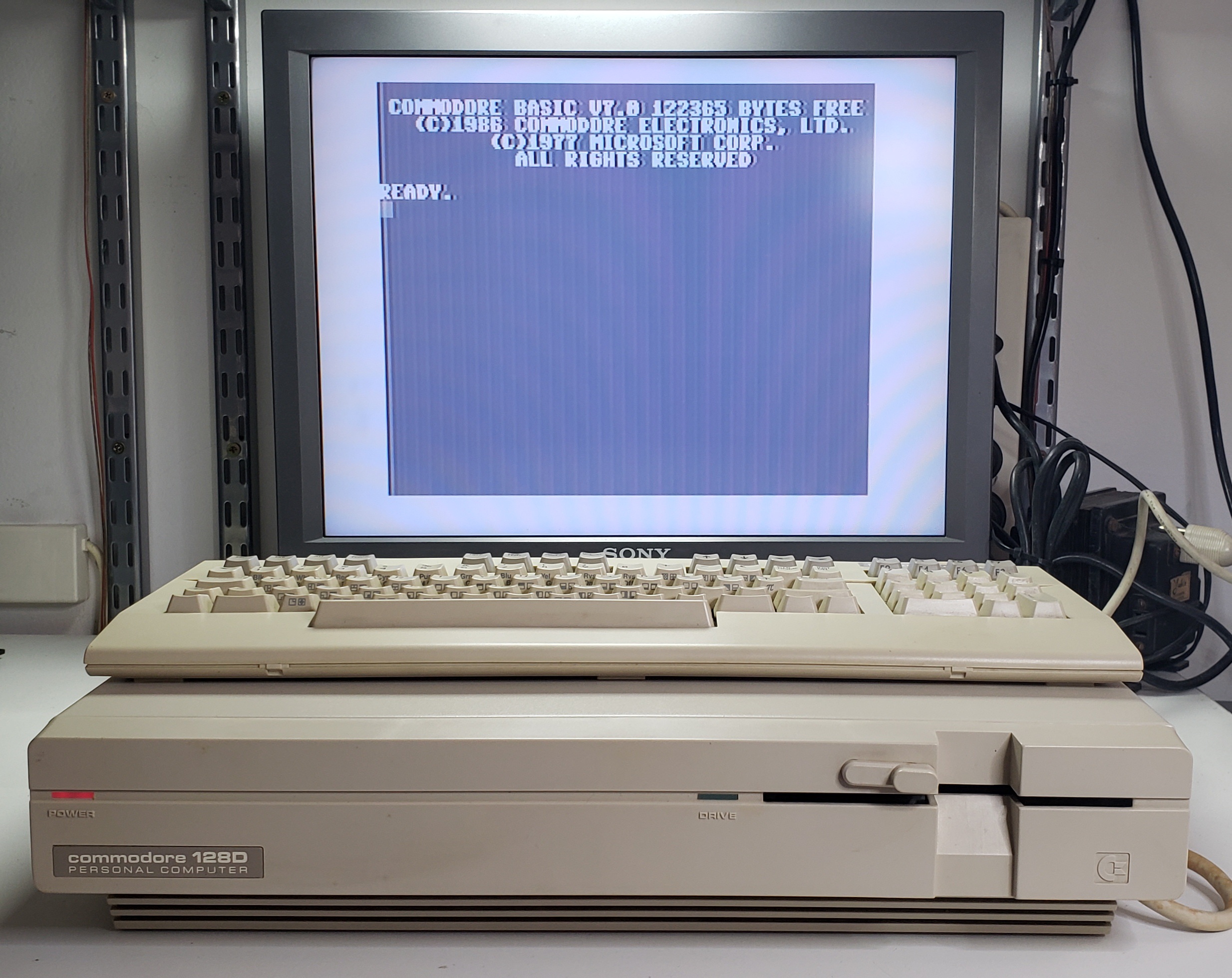 Commodore C128DCR: JA1 0164020