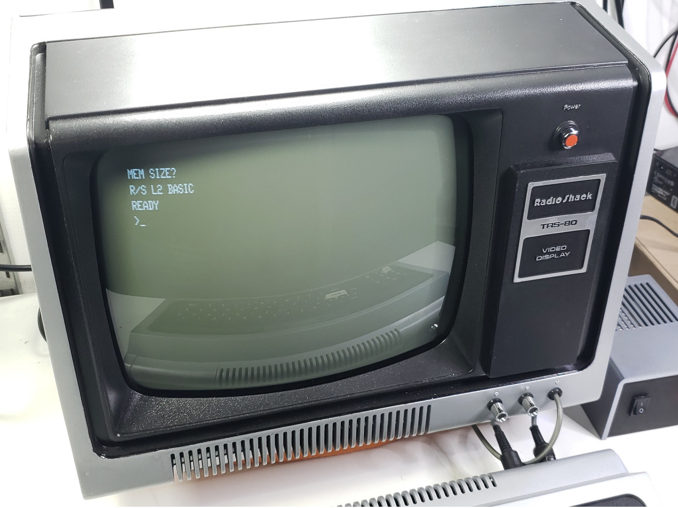 Radio Shack TRS-80 Model I Monitor: 30 - Trabajo terminado