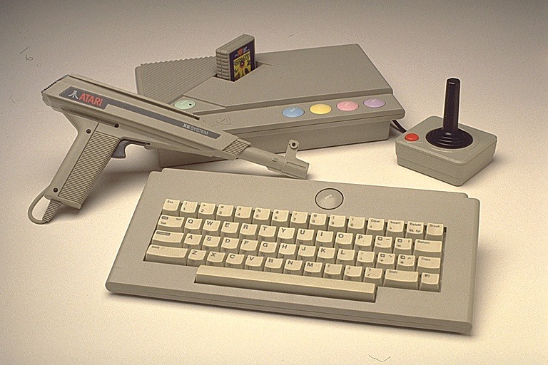 Atari XEGS: Imagen