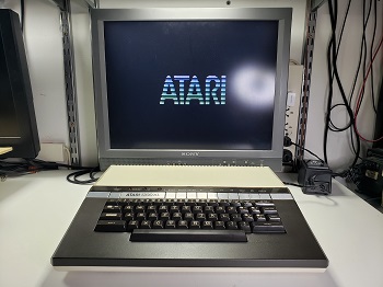 Atari 1200XL: Funcionando - 72RDA204453