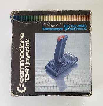 Commodore C1341: SN - Caja