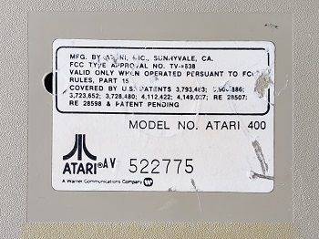 Atari 400: AV 522775 - Etiqueta